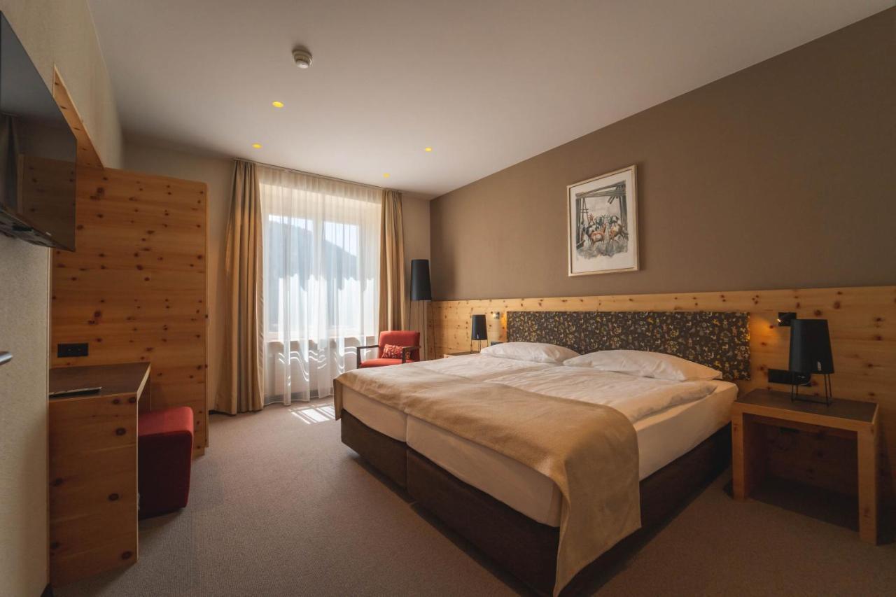 Sporthotel Понтрезина Экстерьер фото