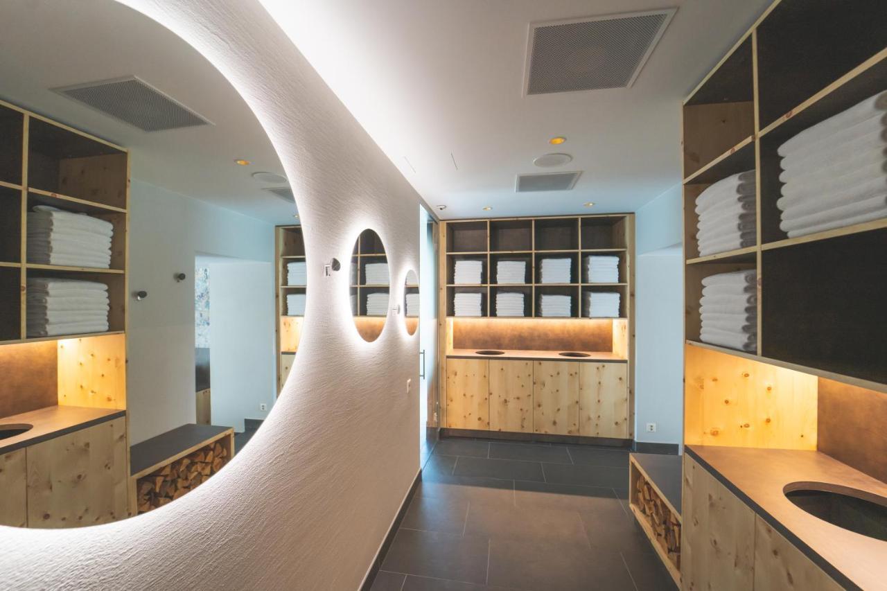 Sporthotel Понтрезина Экстерьер фото